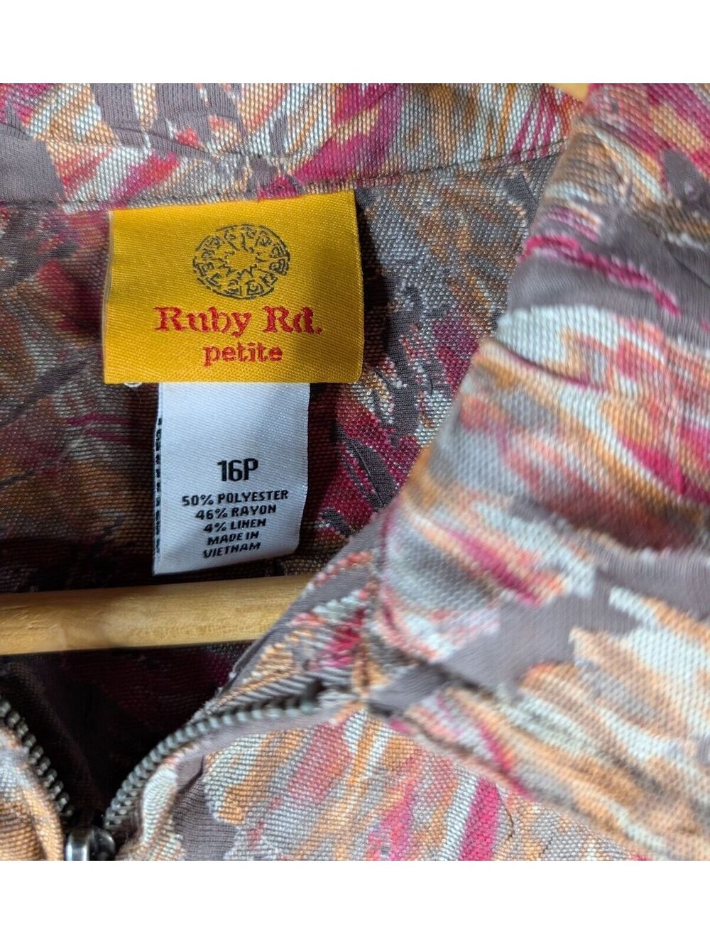 Ruby Rd. Petite Multicolor Abstract Print Zip-Front Linen Blend Jacket 16P - Picture 4 of 5